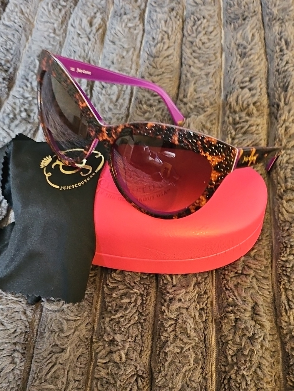 Juicy Couture women's cat-eye Designer  sunglasses